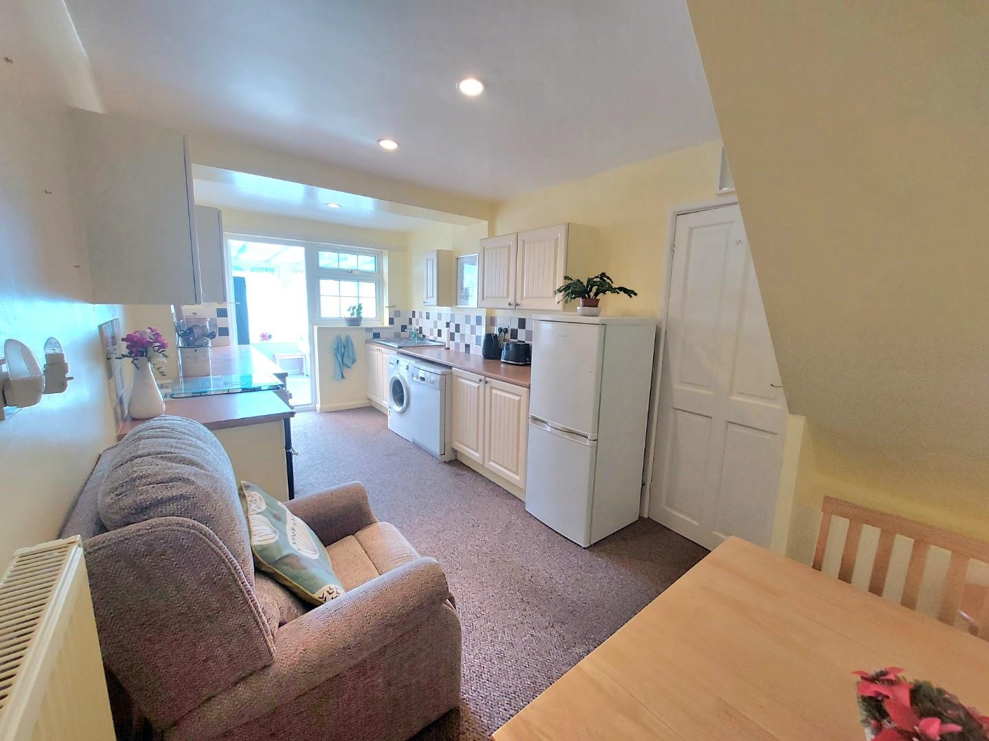 Manor Road, Earls Barton O'Riordan Bond